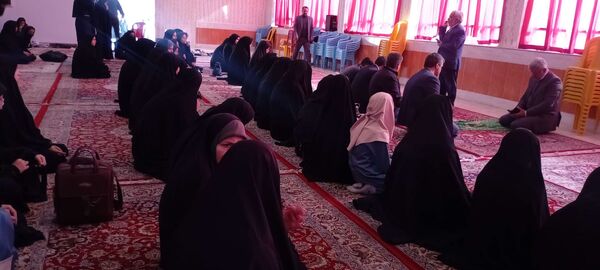 آیین تجلیل از برگزیدگان مسابقات و جشنواره ها در خلیل آباد