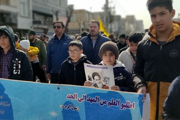 راهپیمایی ۲۲بهمن در کهریزک و باقرشهر