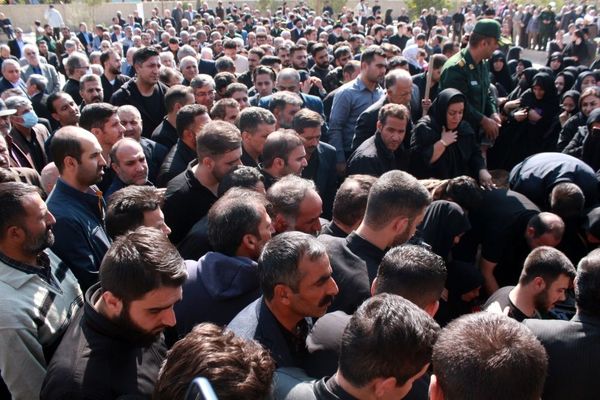 مراسم تشییع پیکر پاک شهید الله‌وردی رحیم‌پور شهید راه قدس در بهارستان‌2