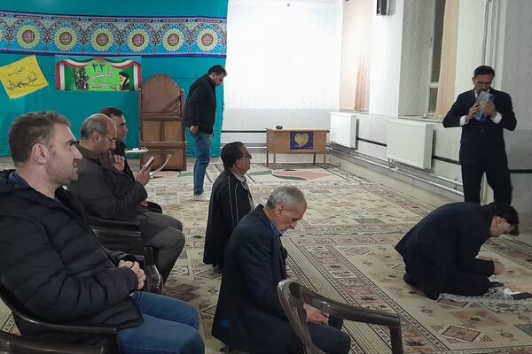 مراسم ایام الله دهه فجر در دبیرستان معارف صدرای ولایت