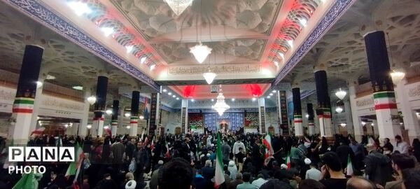 آرام گرفتن پیکر شهید سپهبد عبدالرحیم موسوی در حریم امن فاطمی