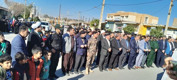 حضور دانش‌آموزان بخش سراب میمه در راهپیمایی۲۲بهمن 