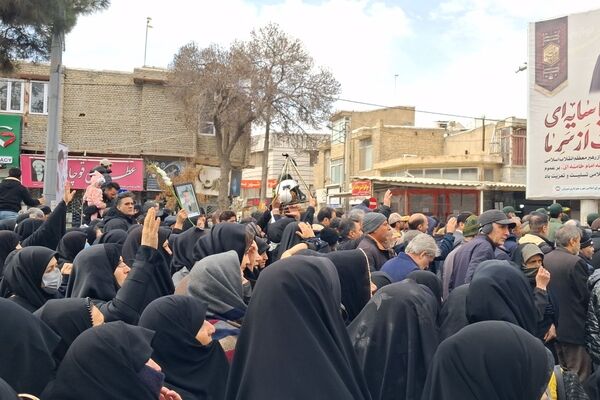 امروز شیروان در سوگ ۳شهید جنگ تحمیلی نشست