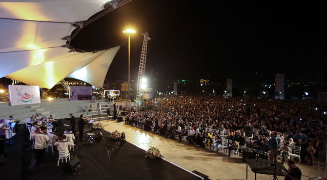 تاثیر برگزاری کنسرت‌های خیابانی بر نظام عمومی جامعه