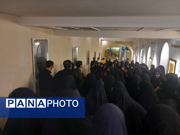 اعزام دانش‌آموزان بسیجی قم به اردوی راهیان نور غرب کشور