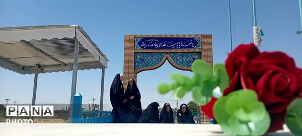 تجدید بیعت بانوان روستای سنگان با آرمان‌های شهدا