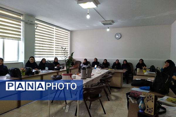 زنگ مهر و مقاومت در دبیرستان استعدادهای درخشان فرزانگان شهریار 