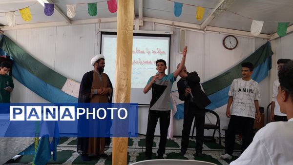 برگزاری جشن ولادت امام رضا و دهه کرامت در هنرستان شهید دیواندری سبزوار
