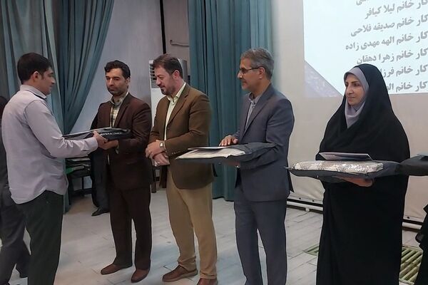 برگزاری اختتامیه طرح‌ها و برنامه‌های معاونت آموزش ابتدایی کهریزک 