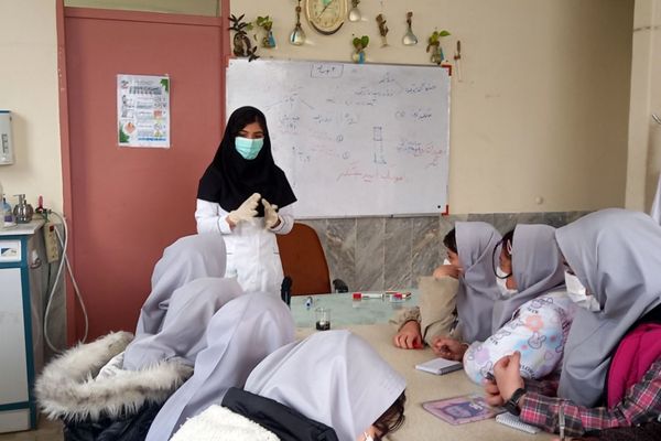 آشنایی دانش‌آموزان با دنیای علم در پژوهش‌سرای فرهنگ