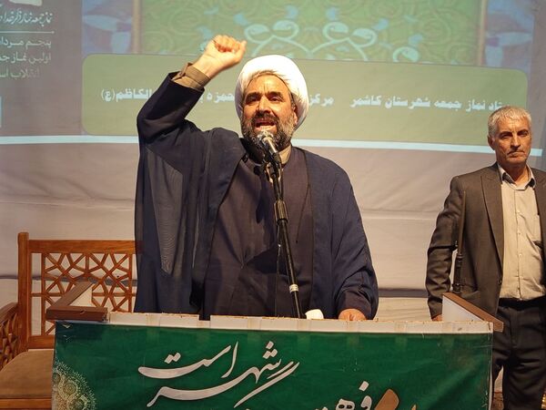 نماز جمعه در شهرستان کاشمر 