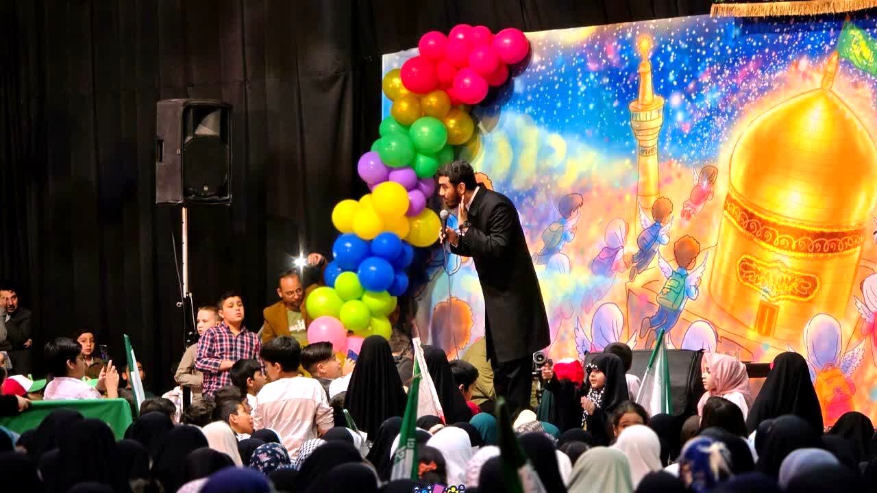 مناره‌ های میناب؛ برنامه ای به مناسبتِ میلادِ امام رضا (ع)