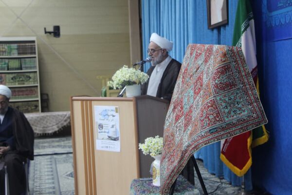 رونمایی کتاب «صبحی که در راه است» 
