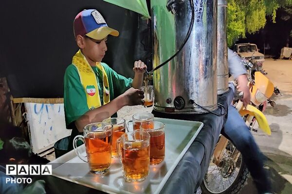 خدمت رسانی موکب حسینیه شهدای شهر بار نیشابور در اجتماعات شبانه