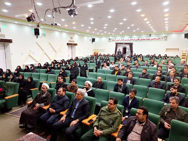 جلسه جهاد تبیین با موضوع بررسی مسائل سیاسی ایران و جهان در کاشمر