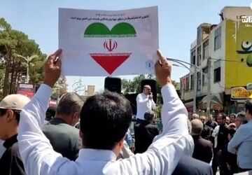 برگزاری راهپیمایی در شهرستان نجف آباد با حضور مسئولین و استقبال باشکوه مردم