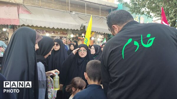 «باید برخاست» در اراک طنین‌انداز شد؛ پیام حماسه رهبر شهید به نسل نوجوان رسید