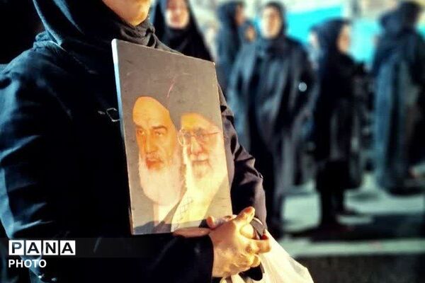 اجتماع باشکوه مردم شهرستان فردیس در چهارمین روز شهادت امام قائد 