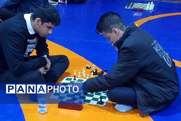 برگزاری مسابقات شطرنج دانش‌آموزی در بهارستان ۲