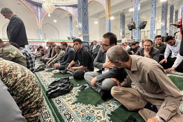نمازجمعه و راهپیمایی در اسلام آباد غرب