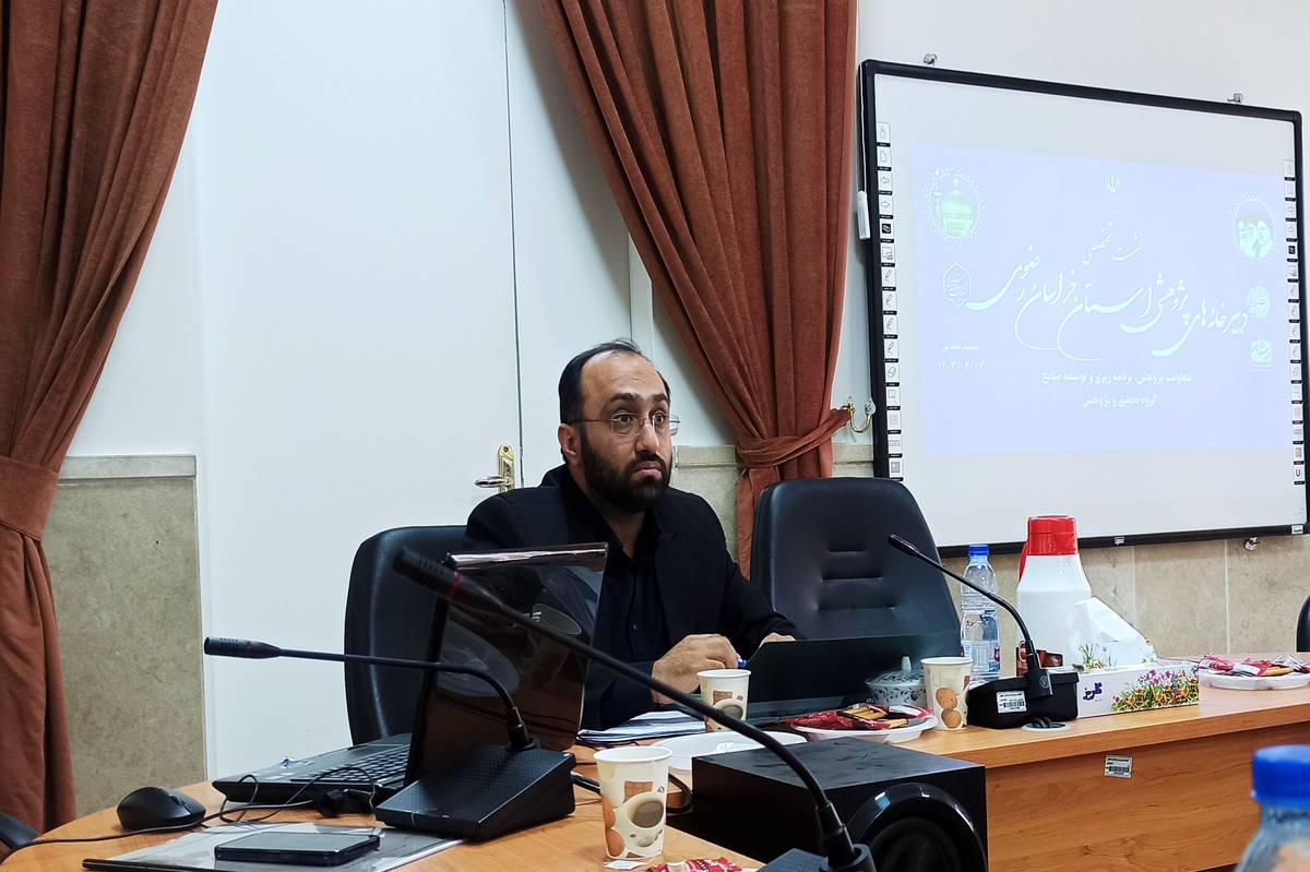 مساله‌یابی و کار پژوهشی باید جزئی از رسالت معلمان باشد