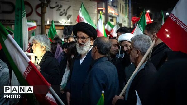 تجمعات عظیم مردمی نسبت به استکبار جهانی در کرج
