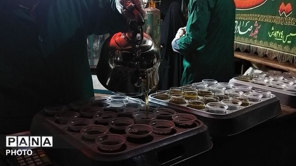 چایخانه هیئت الزهرا در نود و چهارمین شب از اجتماعات مردمی  