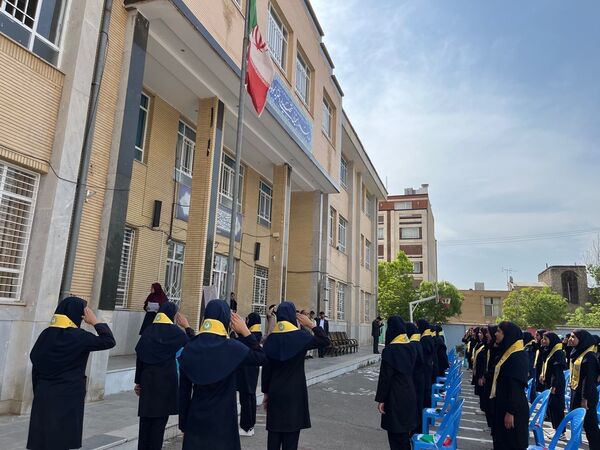  بازدید ارزیاب تخصصی سازمان دانش‌آموزی از فعالیت‌های مدارس تشکیلاتی سازمان دانش‌آموزی مناطق ۱۷ گانه استان چهارمحال وبختیاری