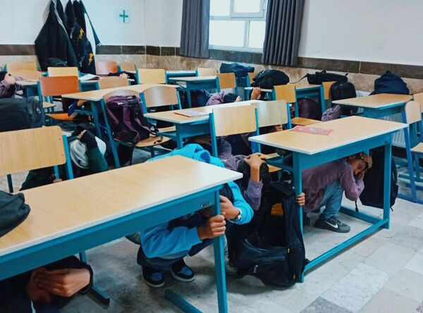 مانور زلزله در مدرسه امیرالمومنین شهرستان ملارد