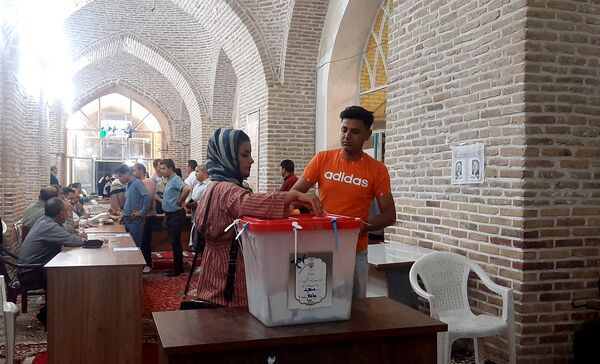 دقایق پایانی انتخابات ریاست‌جمهوری در شهرستان نیشابور 