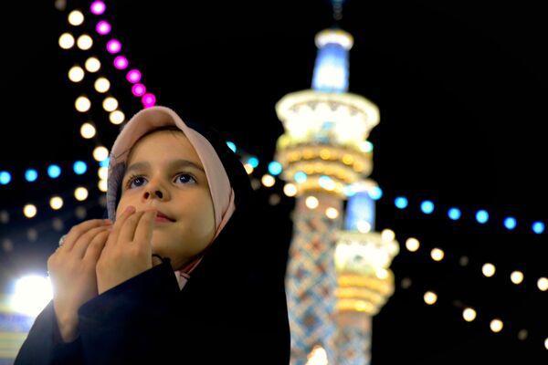 عید امامت در حرم امام رضا(ع)