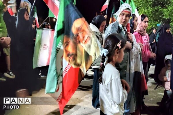 از انتقام خون شهدا صرف نظر نخواهیم کرد