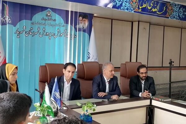 نشست فعالین پانا شهریار با مدیر جدید اداره آموزش و پرورش