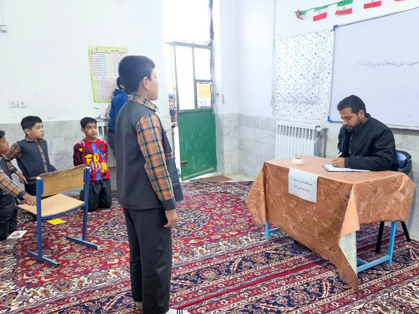 آغاز مرحله آموزشگاهی مسابقات قرآن و عترت در دبستان شهید پسندیده فدافن 