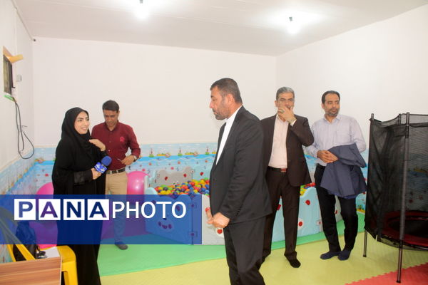 افتتاح زمین چمن مصنوعی و خانه ورزش در بوشهر