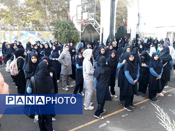 طلوعی تازه برای دانش‌آموزان دبیرستان مصلی نژاد حضرت زهرا در اول مهر