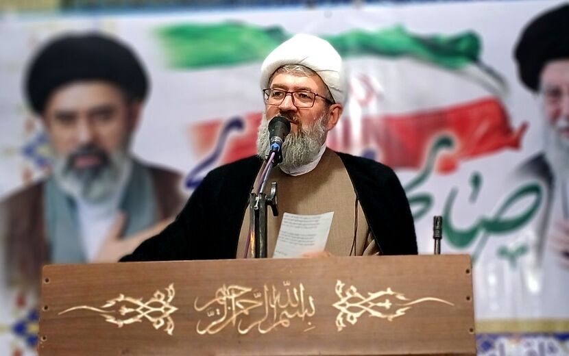 درس‌آموزی از مکتب عاشورا، تعهد به دفاع از حق است