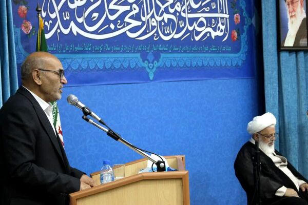 دیدار تشکل‌های دانش‌آموزی یزد با نماینده ولی‌فقیه در یزد