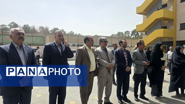 کاروان تجهیزات نوسازی، راهی مدارس اصفهان شد