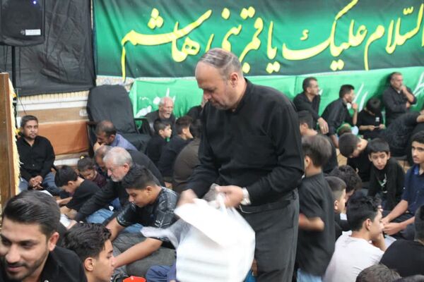 مراسم سوگواری ابا عبدالله در هیات رزمندگان اسلام شهرستان خرامه 
