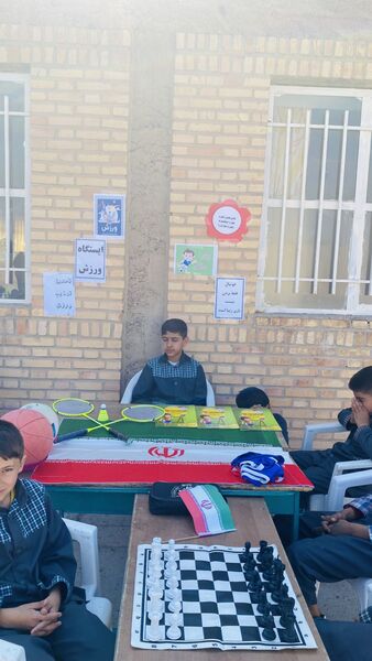 کلنگ‌زنی نمازخانه در مدرسه برکت علیاشهر 