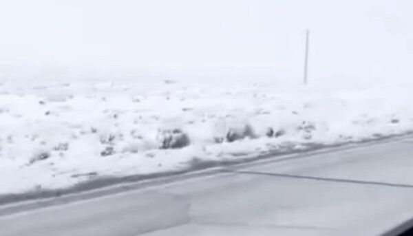 بارش برف، زنگ شادی را در مدرسه عشایری ابن مظاهر به صدا در آورد