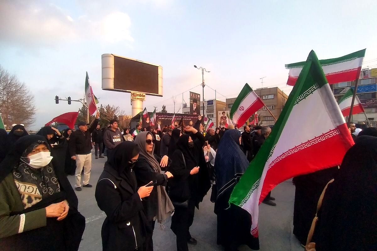 حضور مردم پردیس برای خنثی کردن حرکات  احتمالی مزدوران صهیونی