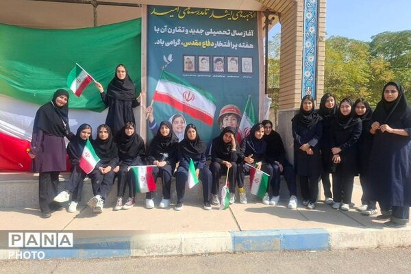 مسابقات ورزشی «جام مهر ایران» در دبیرستان نمونه امیرالمومنین با محوریت نشاط و سلامت دانش‌ آموزان