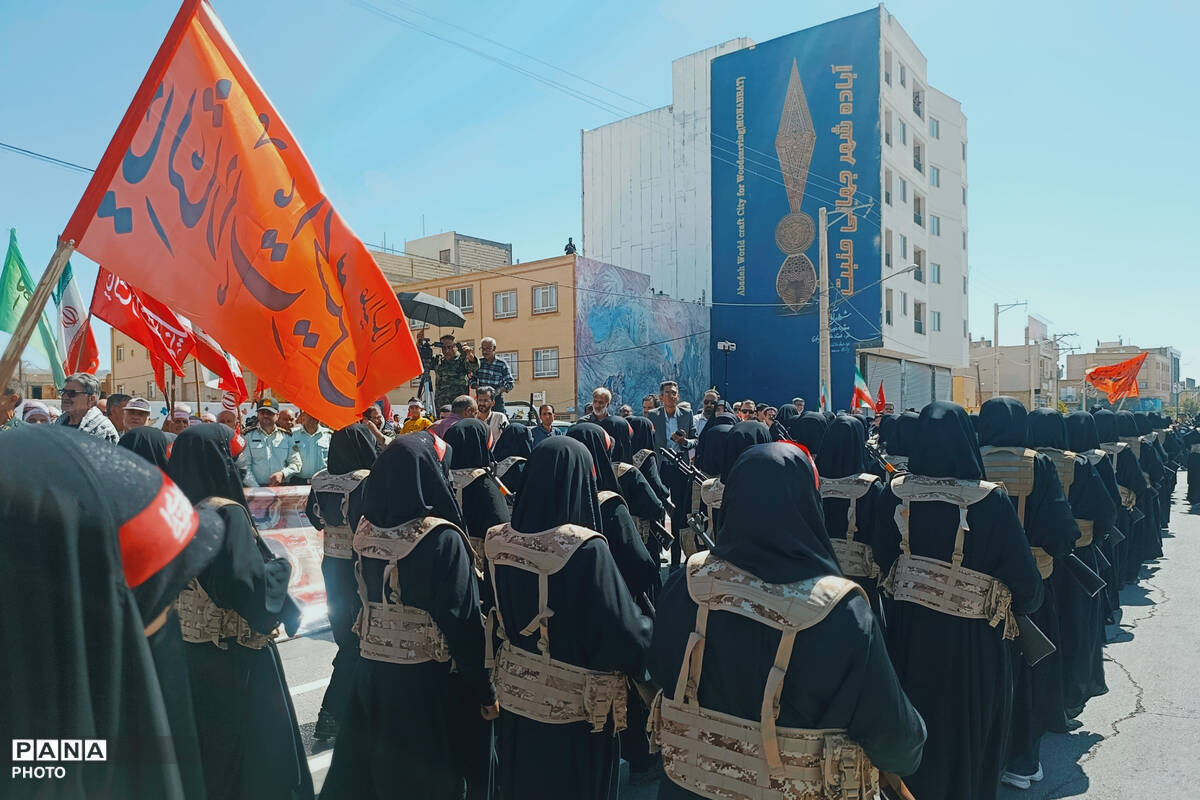 اجتماع بزرگ جان‌فدایان در خیابان ۱۷ شهریور آباده