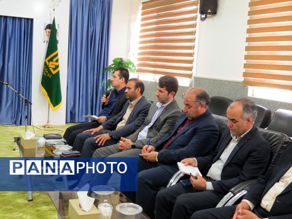 دیدار مدیرکل آموزش و پرورش و جمعی از همکاران با نماینده‌ ولی فقیه در استان خراسان شمالی