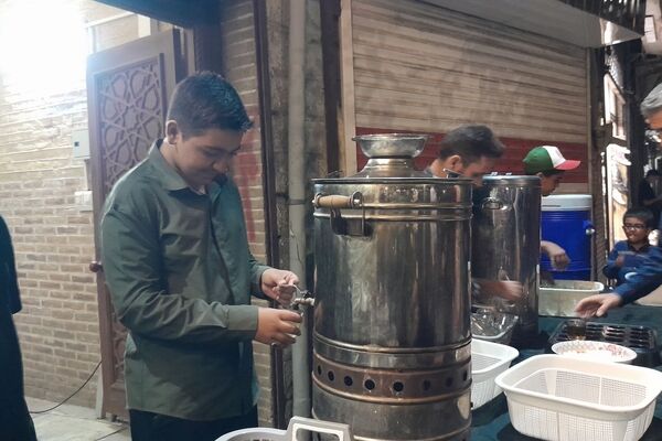 چایخانه حوزه علمیه گلشن در صد و بیست و هشتمین شب 
