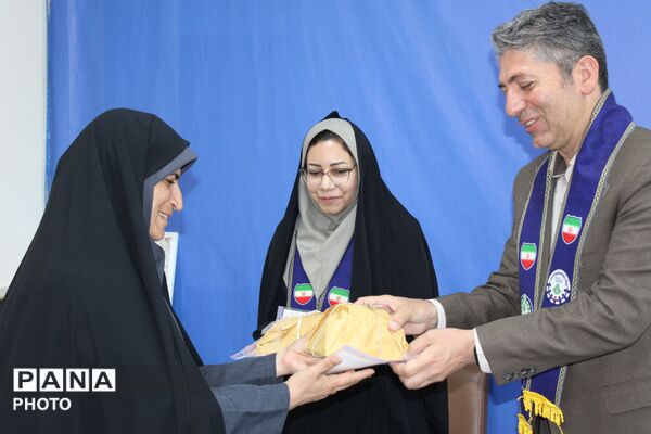 نشست خبری با اصحاب رسانه شهرستان فاروج 