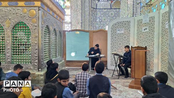 رقابت پسران ناحیه یک قم در مسابقات قرآن، عترت و نماز دانش آموزی