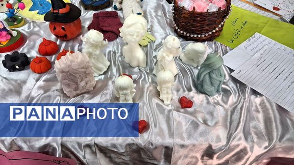 نمایشگاه هنری مدرسه شهید مدرس تبریز